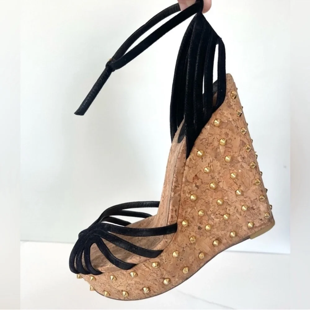 AUTHENTIC GUCCI RESORT COLLECTION STUDDED WEDGES - Picture 8 of 14
